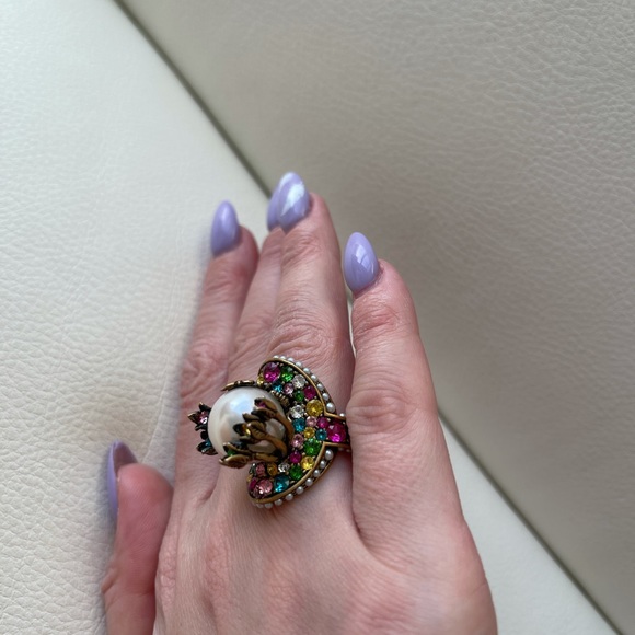 NEW GUCCI RING PEARL CRYSTAL EMBELLISHED Flower - Picture 9 of 12